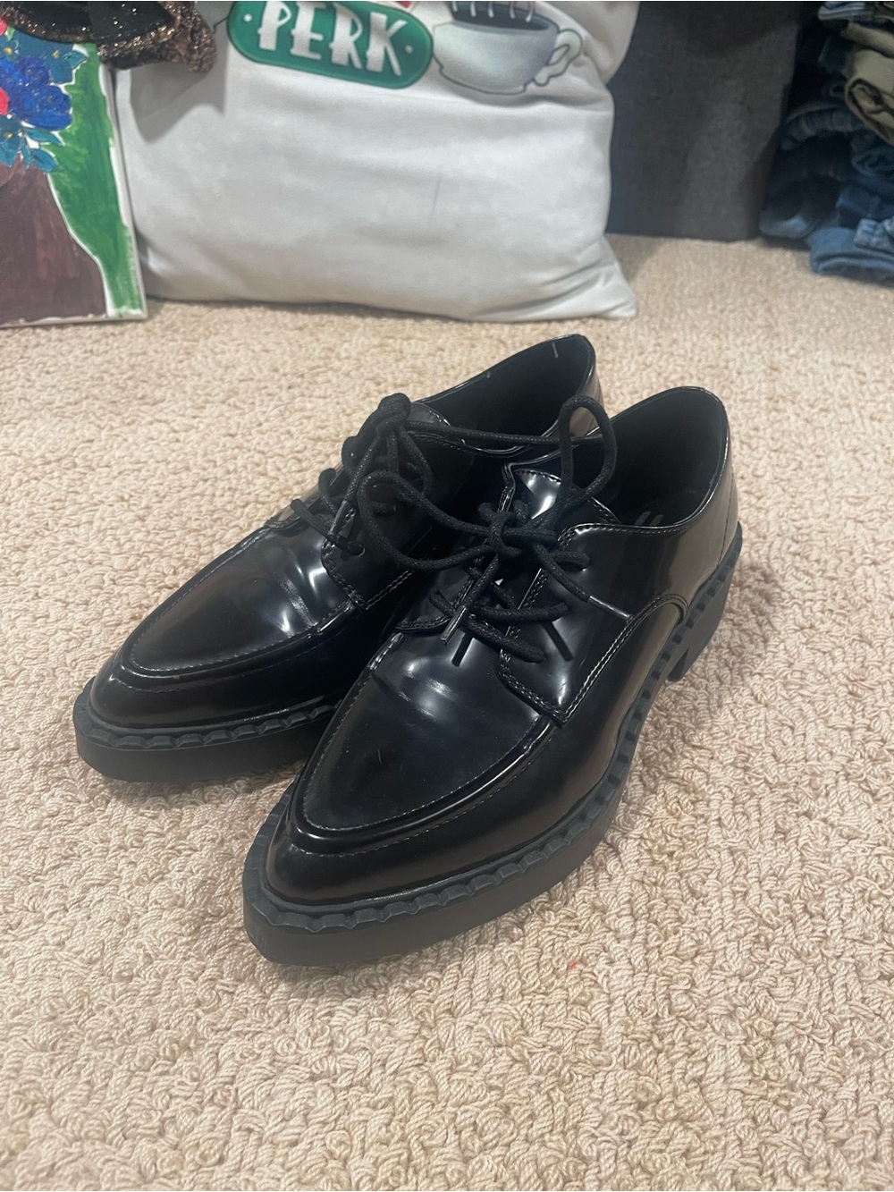 Jennifer Lopez Black Patent Lace-Up Oxfords